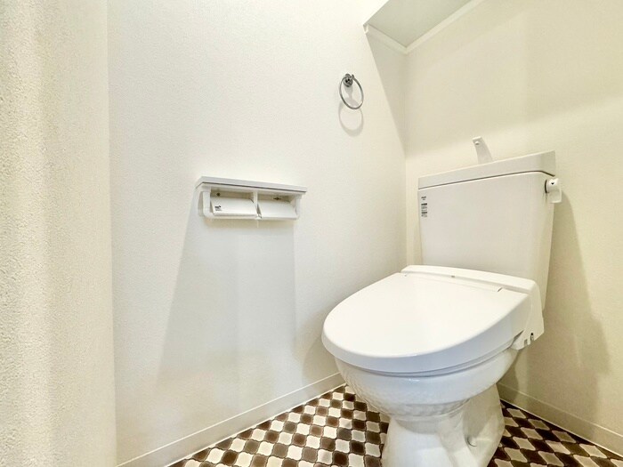 フィアスコート羽衣の物件内観写真