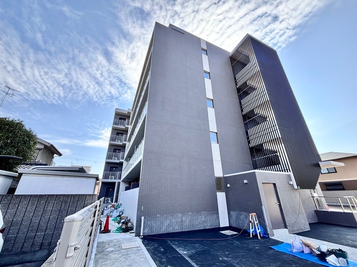 Raffine京都上鳥羽の物件外観写真