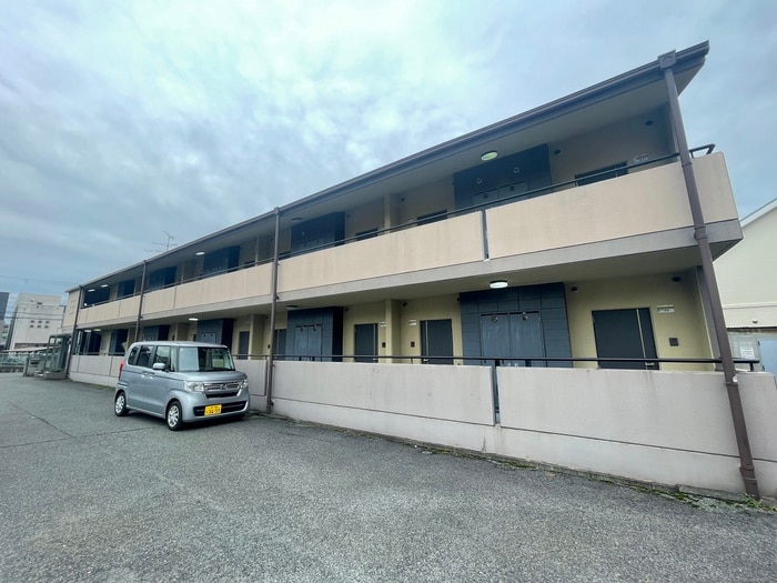 レジデンス遊園前の物件外観写真