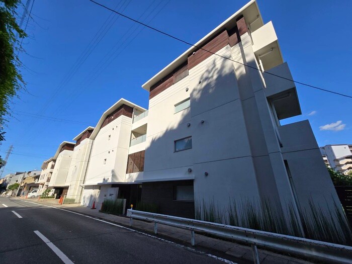 Villa　Vista　Daigo南棟の物件外観写真