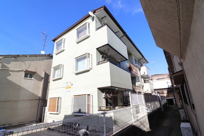 汐町ハイツの物件外観写真