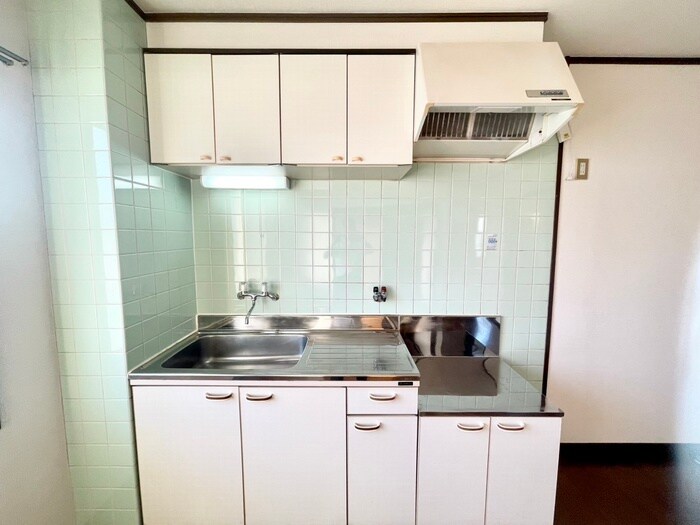 汐町ハイツの物件内観写真