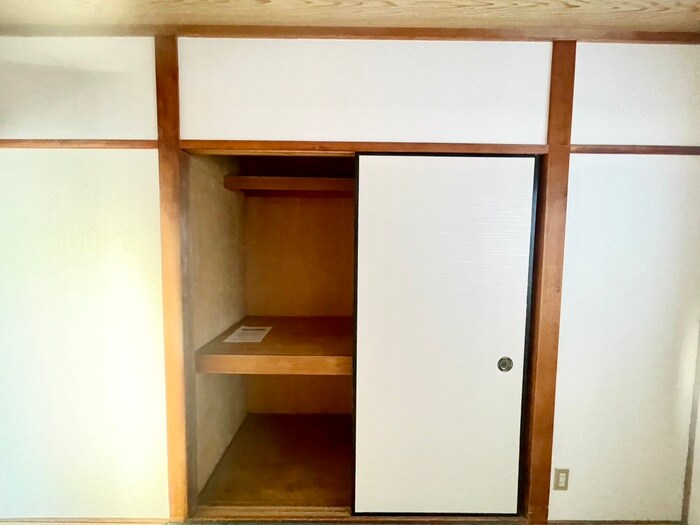 汐町ハイツの物件内観写真