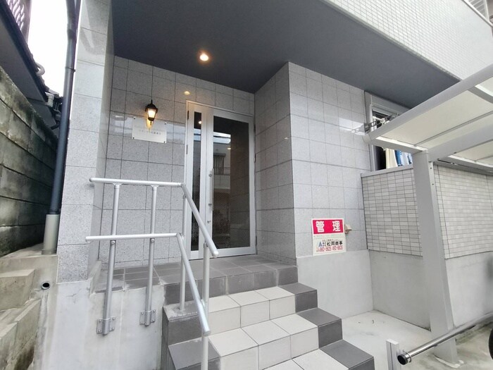 フラッティ花園春日の物件外観写真