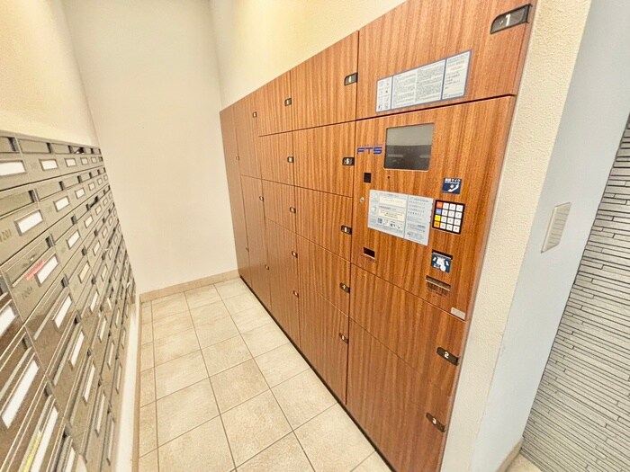 ﾒｿﾞﾝﾄﾞｰﾙ堺ｻﾞﾋﾞｴﾙ公園（401）の物件外観写真