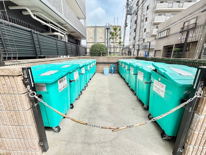 ﾒｿﾞﾝﾄﾞｰﾙ堺ｻﾞﾋﾞｴﾙ公園（401）の物件外観写真