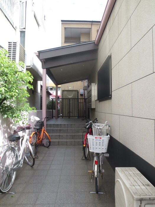 ジェイグランの物件外観写真