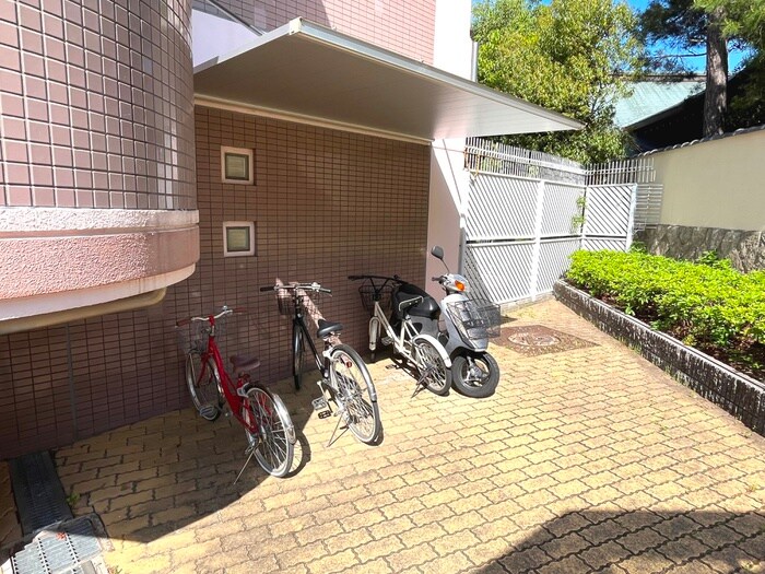 ア－デンハウス菊谷の物件外観写真