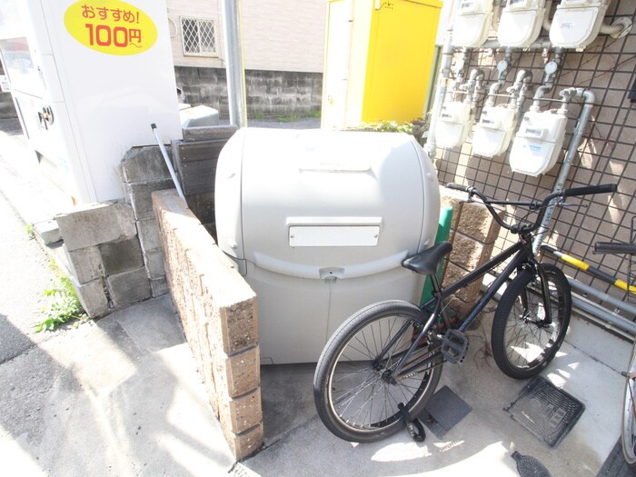 MARSH仁川の物件外観写真