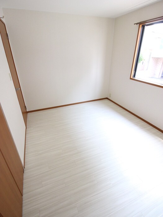 サニーハウス南の物件内観写真