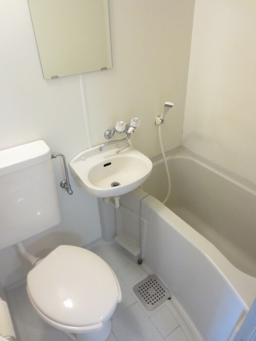 飛鳥井ハウスの物件内観写真