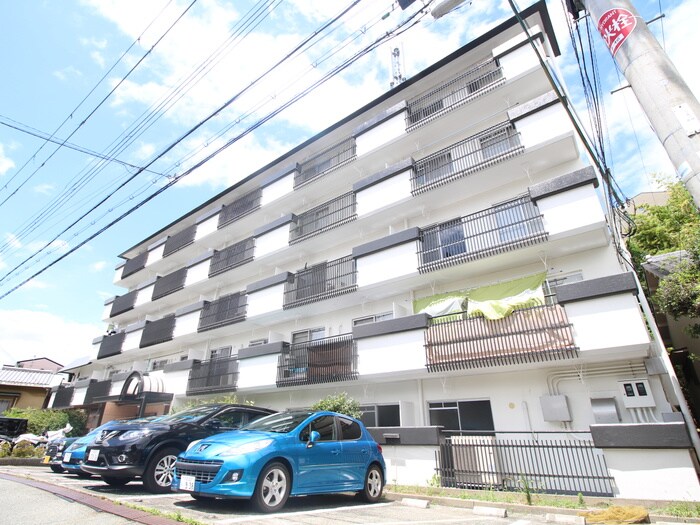 コアロ－ド桃山台の物件外観写真