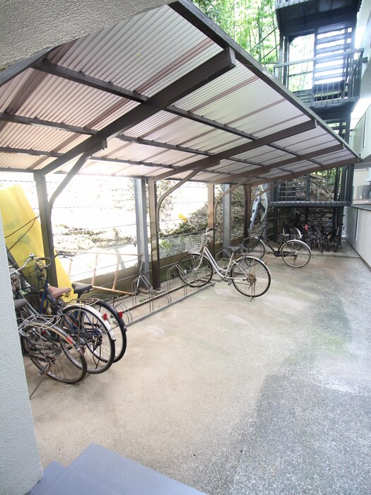 コアロ－ド桃山台の物件外観写真