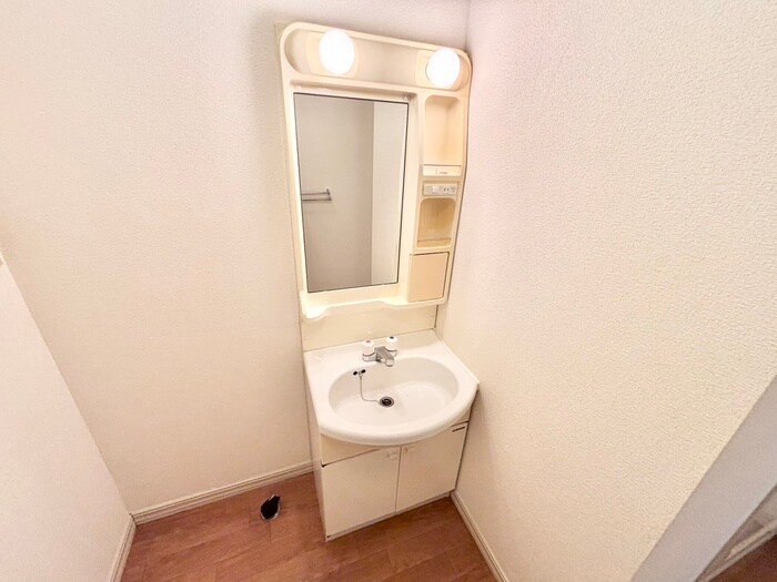 カルチェ東香里の物件内観写真