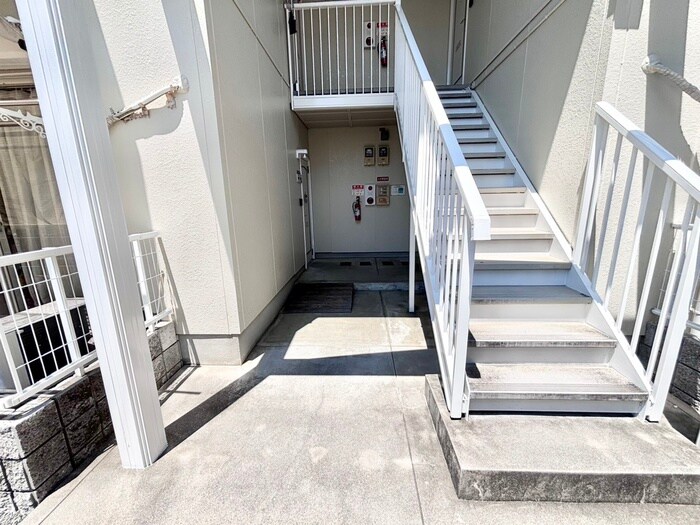 カルチェ東香里の物件外観写真