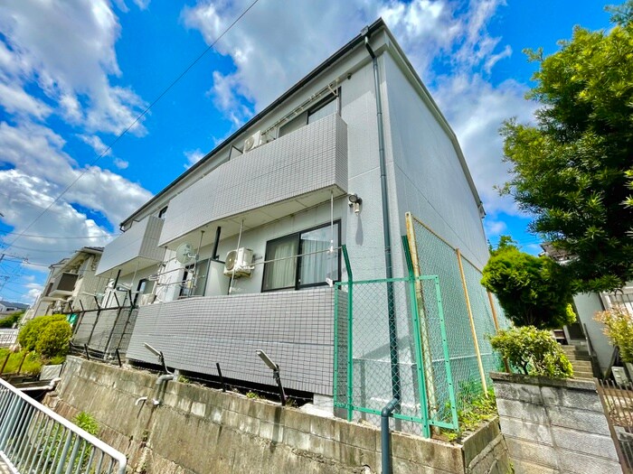 エスポワ－ル中尾Ｂ棟の物件外観写真