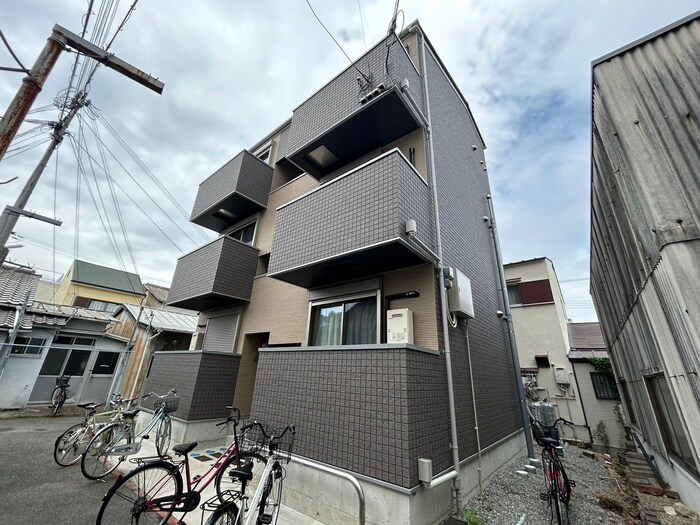 BowLong Hamazoeの物件外観写真