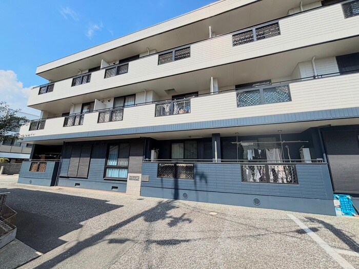 ファミール池尻の物件外観写真