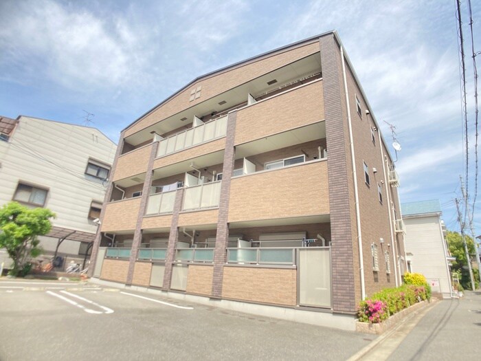 サル・ドゥ・セジュ－ルⅡの物件外観写真