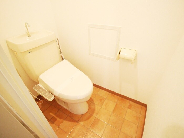 アフィシオン堀川の物件内観写真