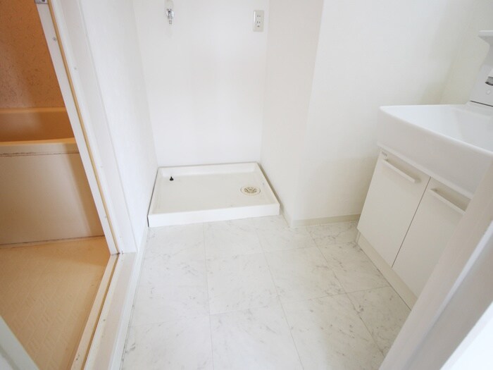 アフィシオン堀川の物件内観写真