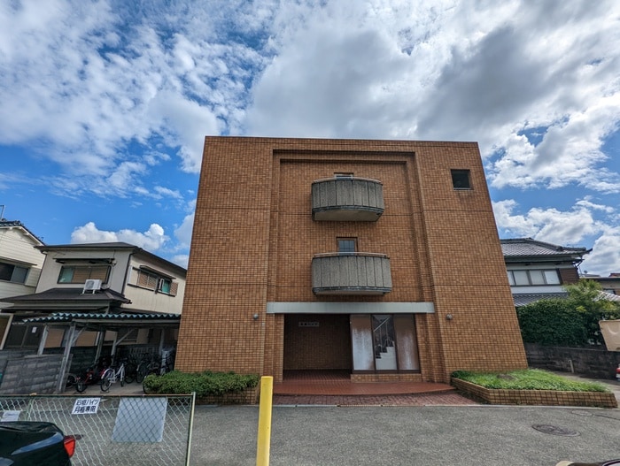 石垣ハイツの物件外観写真