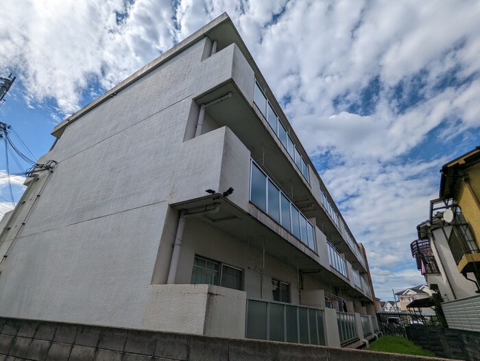 石垣ハイツの物件外観写真