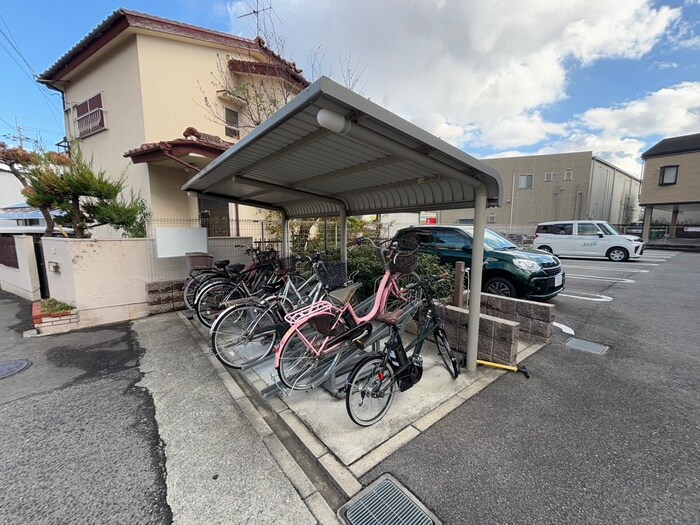 エストレーラの物件外観写真