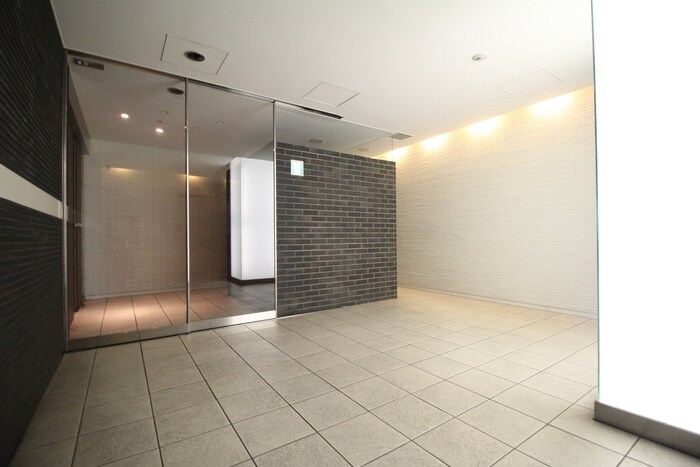 パウゼ堺筋の物件外観写真