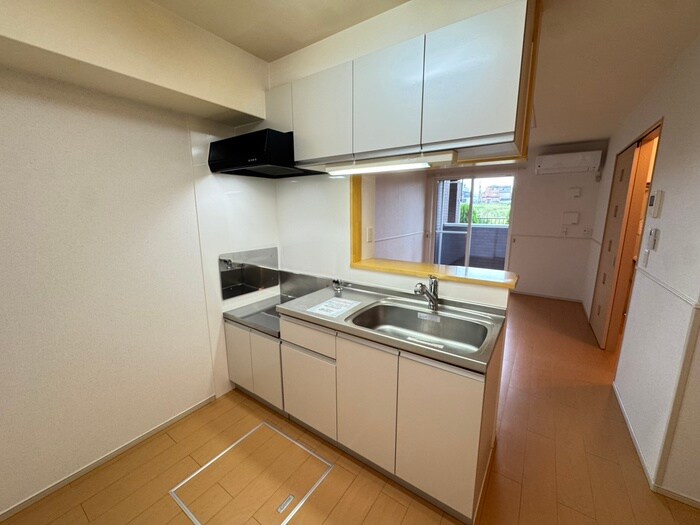 ユング フラウⅢの物件内観写真