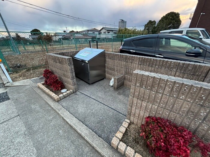 ユング フラウⅢの物件外観写真