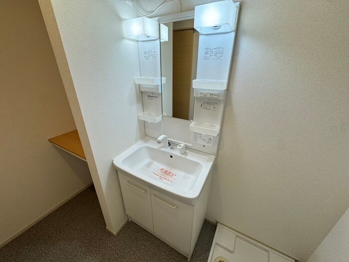 ユング フラウⅢの物件内観写真