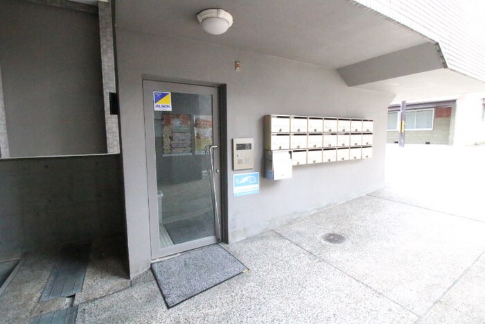 丸共ビルの物件外観写真