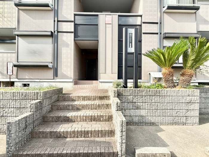 サニーハイツ香里園の物件外観写真