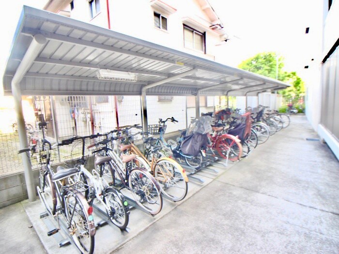 アビタシオンデュプルミエの物件外観写真