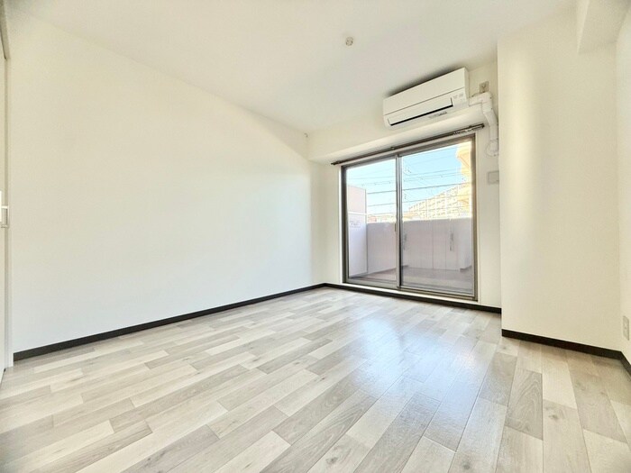 ローブコート六地蔵駅前の物件内観写真