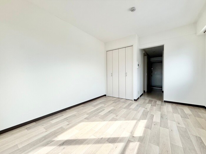 ローブコート六地蔵駅前の物件内観写真