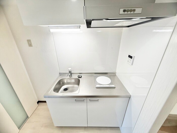 ローブコート六地蔵駅前の物件内観写真