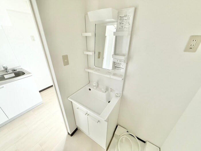 ローブコート六地蔵駅前の物件内観写真