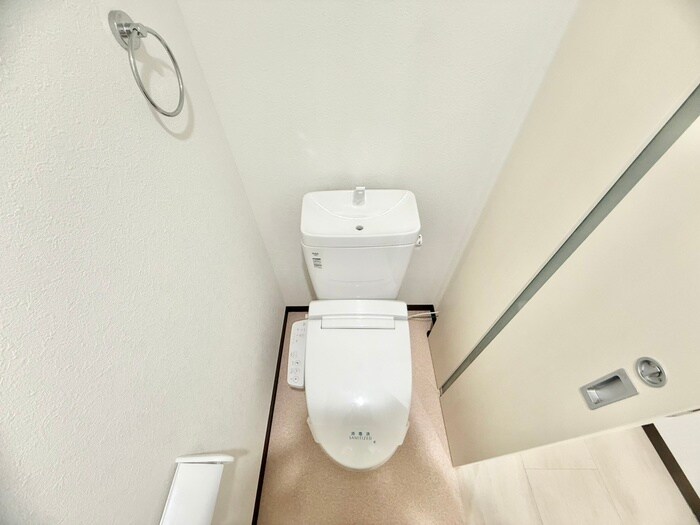 ローブコート六地蔵駅前の物件内観写真