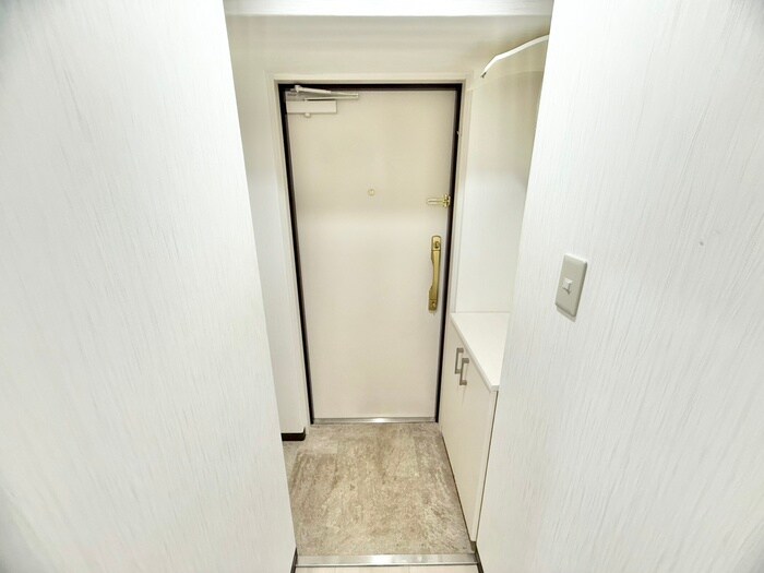 ローブコート六地蔵駅前の物件内観写真