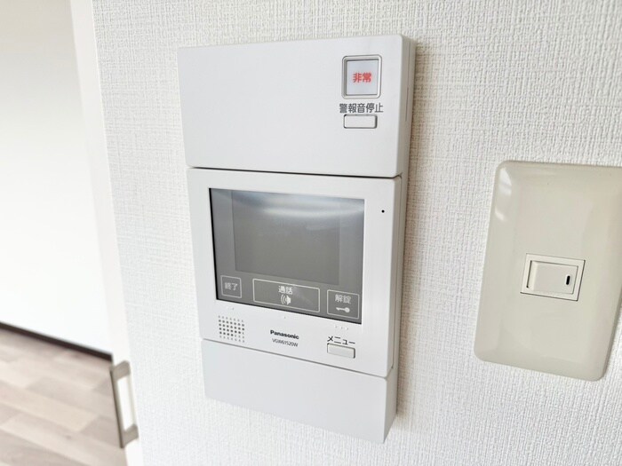 ローブコート六地蔵駅前の物件内観写真