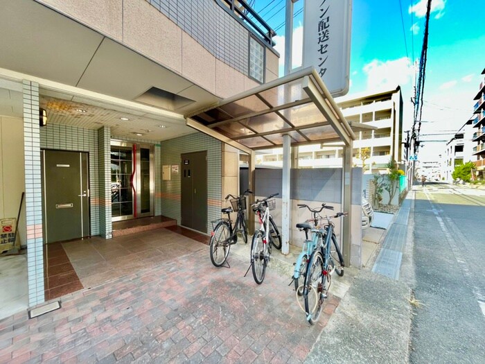 パ－クサイド西台の物件外観写真