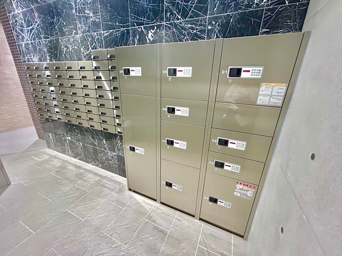 オリエンテムの物件外観写真