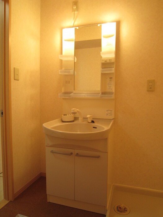 ヴェルドミ－ル栄根の物件内観写真