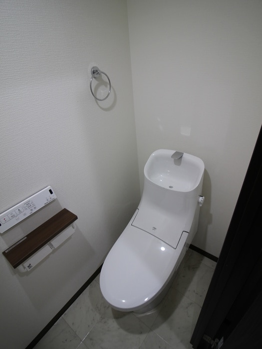 AVANZARE弁天の物件内観写真