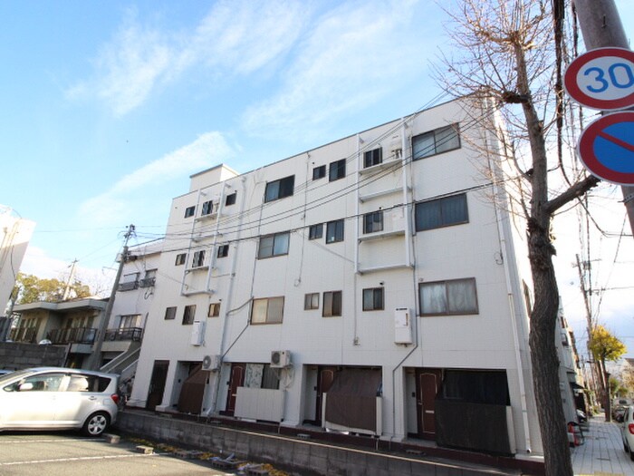 青木ビルの物件外観写真