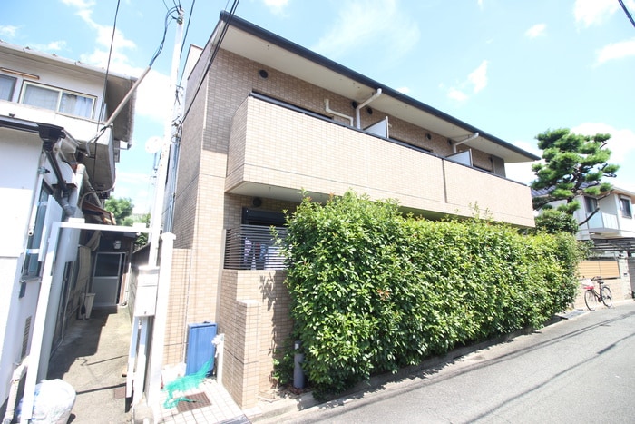 モン・ルシェンテの物件外観写真