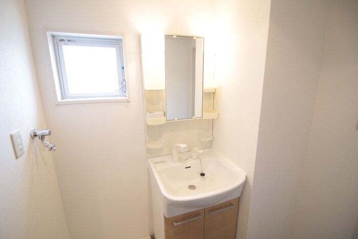 ＳＱＵＡＲＥ　ＣＯＵＲＴの物件内観写真