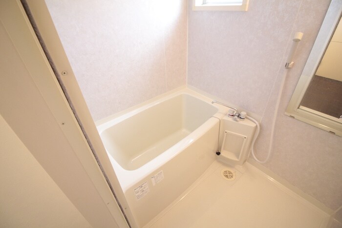 ＳＱＵＡＲＥ　ＣＯＵＲＴの物件内観写真